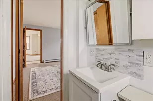 2 Narragansett Ave, Newport, RI 02840 - Photo 15