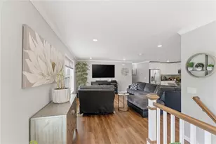 10 Corrine Dr, Johnston, RI 02919 - Photo 5