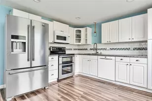 6 Marion St, Westerly, RI 02891 - Photo 5