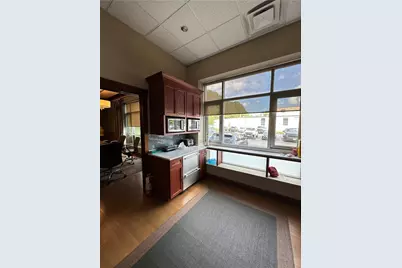 700 School Street #2, Pawtucket, RI 02860 - Photo 9