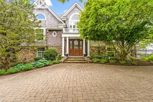 14 Pawcatuck Ave, Westerly, RI 02891 - Photo 5