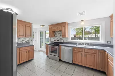 99 Potomac Road, Warwick, RI 02888 - Photo 3