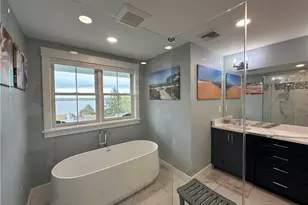 68 Albert St, Portsmouth, RI 02871 - Photo 15