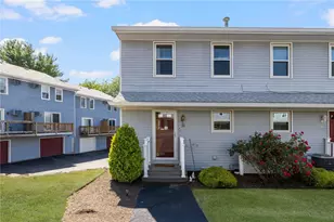 4 Smithfield Rd, North Providence, RI 02904 - Photo 3