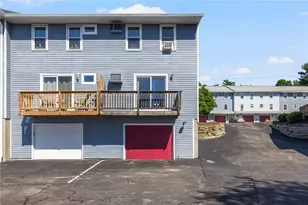 4 Smithfield Rd, North Providence, RI 02904 - Photo 35