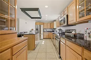 32 James Francis Terrace, Middletown, RI 02842 - Photo 11