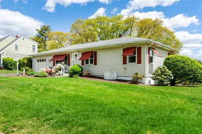 15 Lakeside Drive, Smithfield, RI 02917 - Photo 9