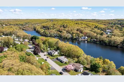 15 Lakeside Drive, Smithfield, RI 02917 - Photo 3