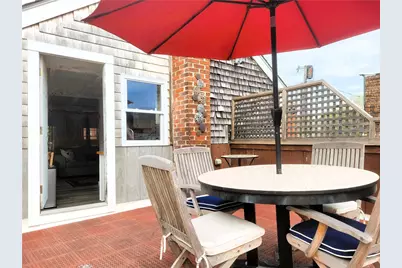 10 Collins Street #2, Newport, RI 02840 - Photo 11