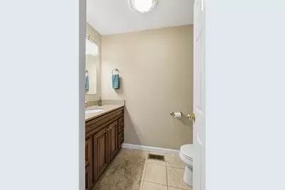 49 Silver Cup Circle, West Warwick, RI 02893 - Photo 11