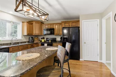 49 Silver Cup Circle, West Warwick, RI 02893 - Photo 9