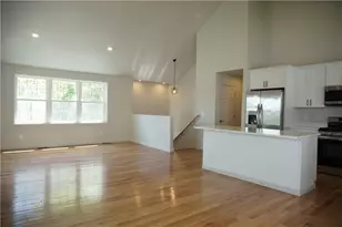 178 Highland St, Cranston, RI 02920 - Photo 11