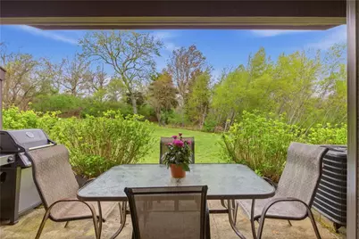 150 Bay View Drive #8, Jamestown, RI 02835 - Photo 5