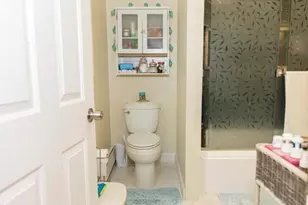 21 Milano St, Providence, RI 02904 - Photo 11