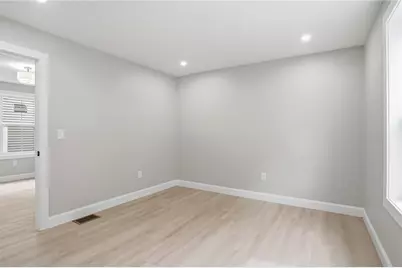 307 Oxford Street, Providence, RI 02905 - Photo 7