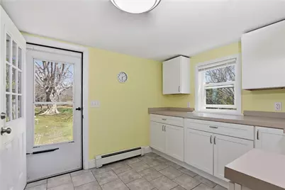 58 Vaucluse Avenue, Middletown, RI 02842 - Photo 5