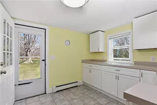 58 Vaucluse Ave, Middletown, RI 02842 - Photo 5