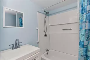 58 Vaucluse Ave, Middletown, RI 02842 - Photo 9