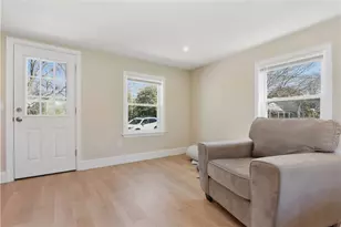 58 Vaucluse Ave, Middletown, RI 02842 - Photo 7