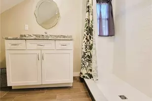 129 Connection St, Newport, RI 02840 - Photo 15