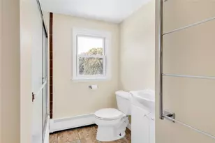 85 Treasure Rd, Narragansett, RI 02882 - Photo 13