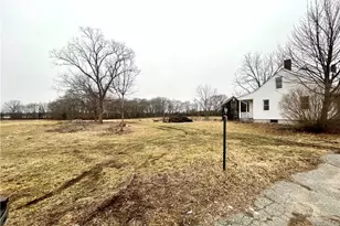 314 Market St, Warren, RI 02885 - Photo 3