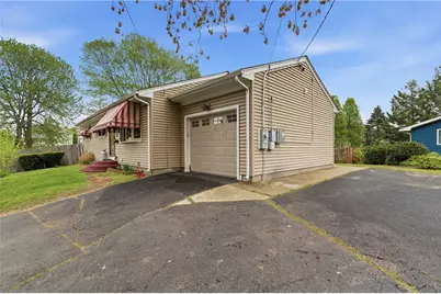 107 Irene Boulevard, Woonsocket, RI 02895 - Photo 17