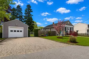 78 Shand Ave, Warwick, RI 02889 - Photo 3