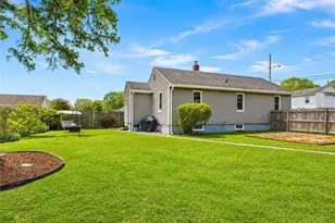 78 Shand Ave, Warwick, RI 02889 - Photo 17