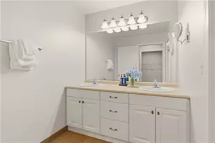 150 Bay View Dr, Jamestown, RI 02835 - Photo 9