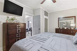 122 Perry St, Central Falls, RI 02863 - Photo 17