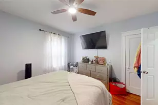 64 Yorkshire St, Providence, RI 02908 - Photo 15