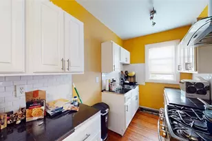 64 Yorkshire St, Providence, RI 02908 - Photo 29