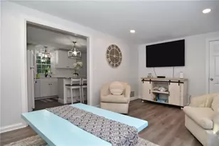194 S Pier Rd, Narragansett, RI 02882 - Photo 5
