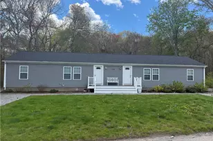 194 S Pier Rd, Narragansett, RI 02882 - Photo 1