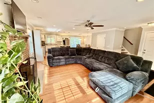 571 Fruit Hill Ave, North Providence, RI 02911 - Photo 3