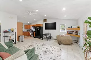 167 Central St, Lincoln, RI 02838 - Photo 5