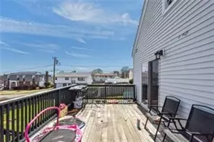 46 Irving St, North Providence, RI 02904 - Photo 9