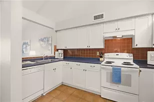 150 Bay View Dr, Jamestown, RI 02835 - Photo 3