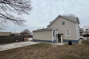 36 Berlin St, Providence, RI 02908 - Photo 3