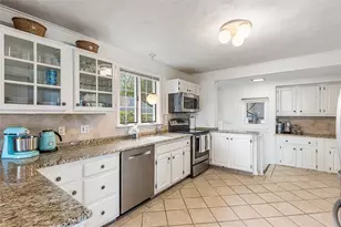 41 Buena Vista Dr, North Kingstown, RI 02852 - Photo 9
