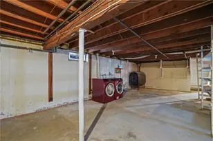 22 Stonelaw Ave, Providence, RI 02908 - Photo 13