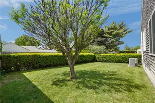 22 Stonelaw Ave, Providence, RI 02908 - Photo 17