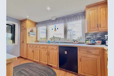 71 Wolcott Avenue, Stonington, CT 06378 - Photo 11