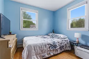 20 Stewart St, Warwick, RI 02889 - Photo 17