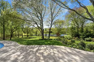 219 W Reach Dr, Jamestown, RI 02835 - Photo 9
