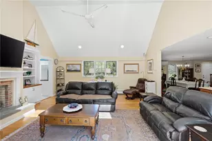 219 W Reach Dr, Jamestown, RI 02835 - Photo 15