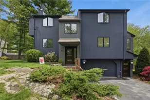 5 Aurora Dr, Cumberland, RI 02864 - Photo 3