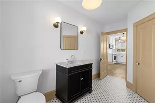 18 Barney St, Newport, RI 02840 - Photo 13