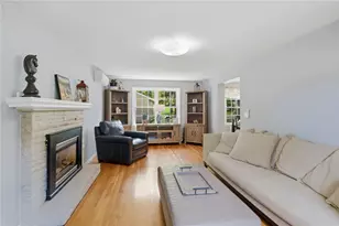 66 Maplewood Dr, East Greenwich, RI 02818 - Photo 27